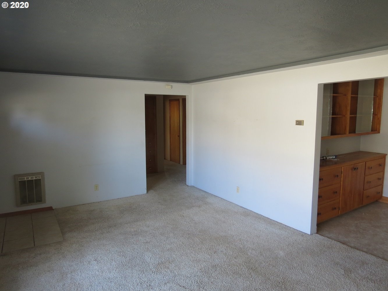 4112 Northeast Riverside Avenue Pendleton, OR 97801 - Photo 4 of 22