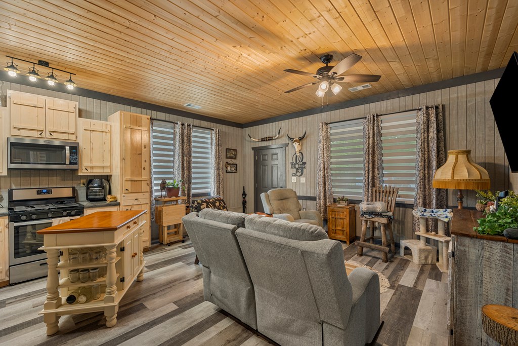 5198 Scenic Heights Road Manchester, GA 31816 - Photo 8 of 27