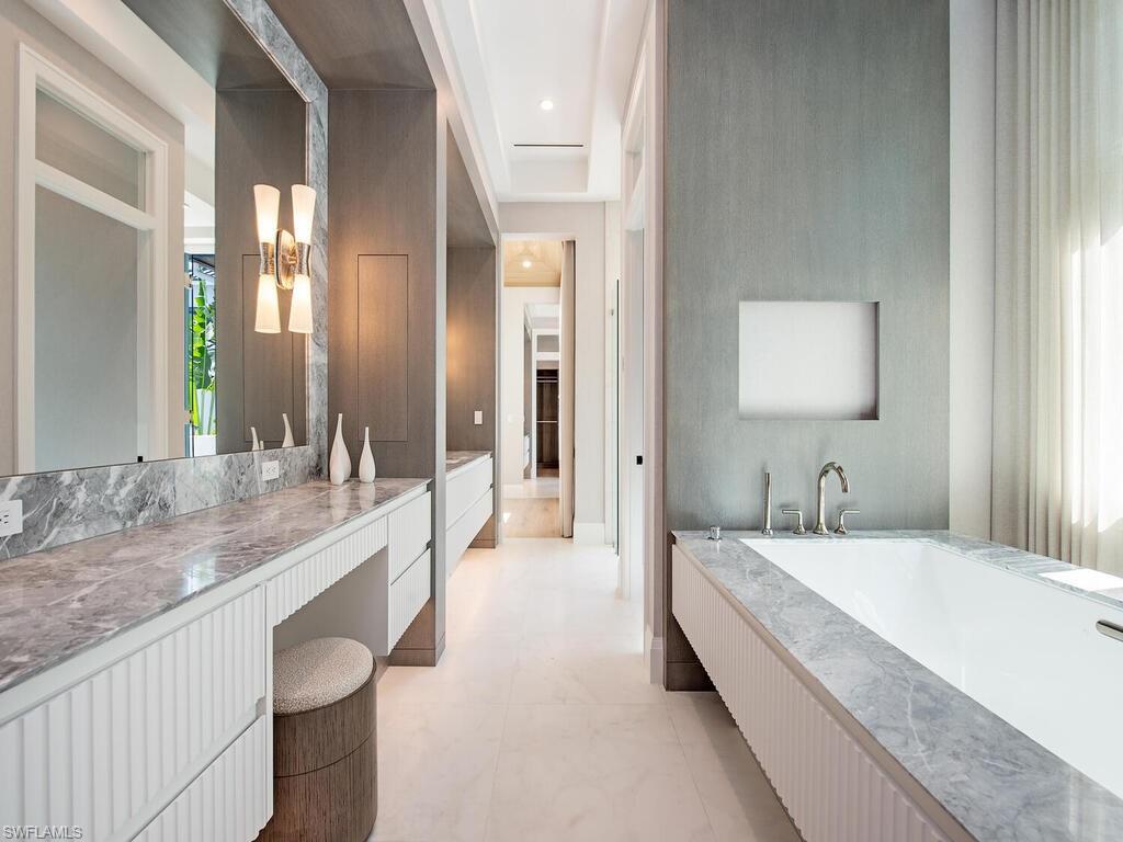 1583 Gordon Drive Naples, FL 34102 - Photo 25 of 30