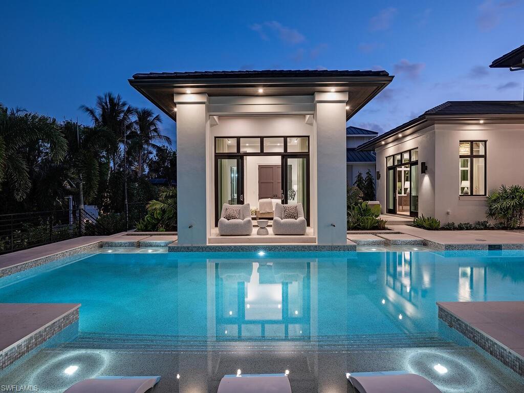 1583 Gordon Drive Naples, FL 34102 - Photo 6 of 30