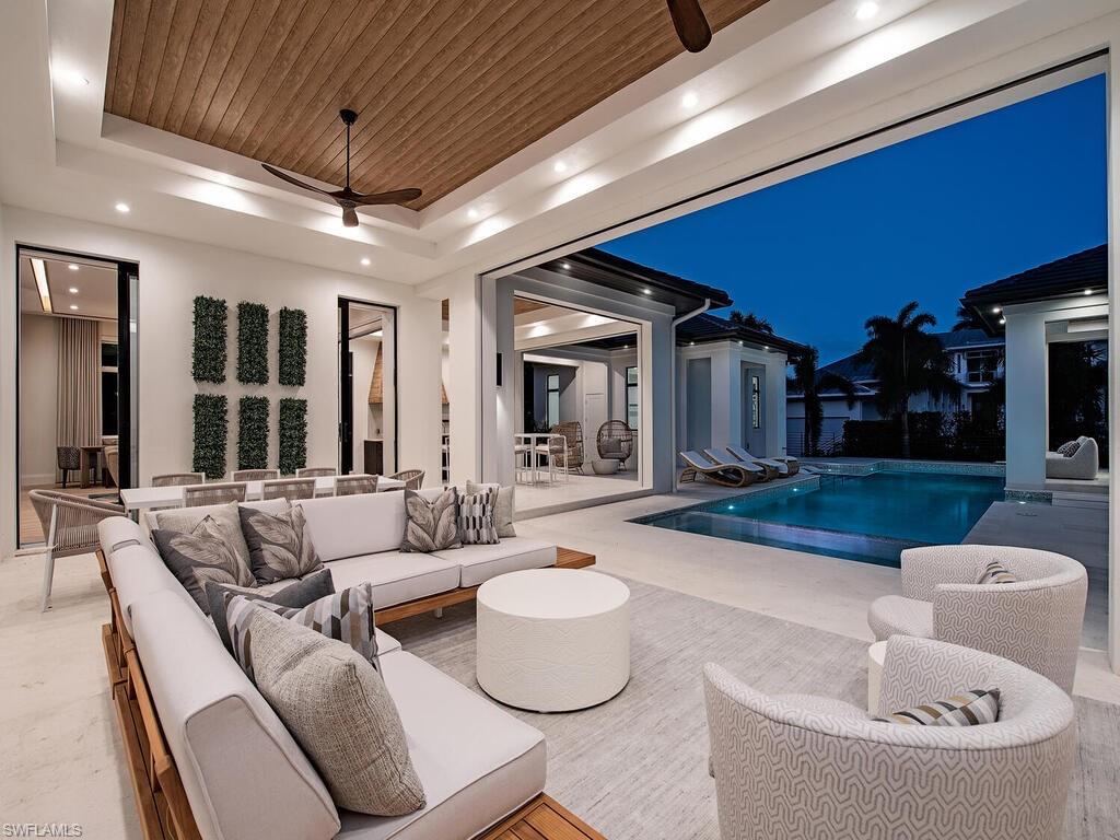 1583 Gordon Drive Naples, FL 34102 - Photo 8 of 30