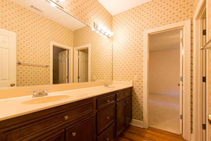 350 Sugar Cane Way Mount Pleasant, SC 29464 - Photo 14 of 24 350SugarCaneWay2ndFullBath