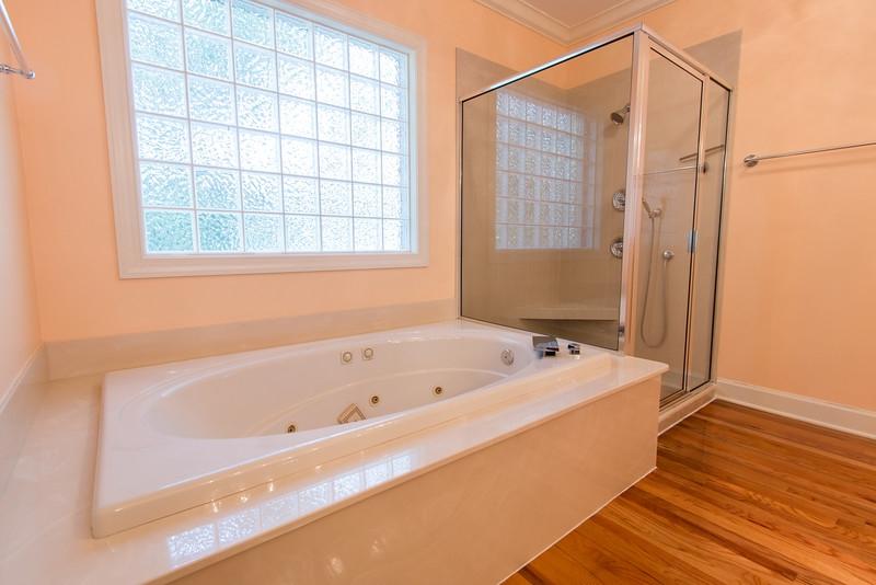 350 Sugar Cane Way Mount Pleasant, SC 29464 - Photo 19 of 24 350SugarCaneWayMasterBath1