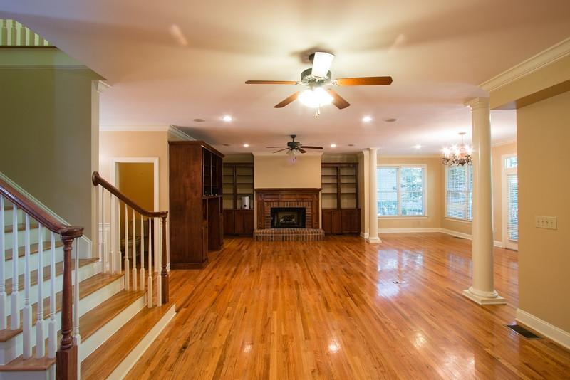 350 Sugar Cane Way Mount Pleasant, SC 29464 - Photo 9 of 24 350SugarCaneWayFamilyRoom