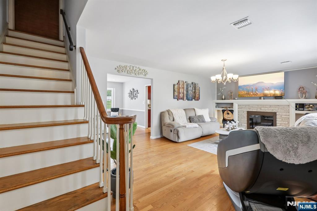 921 Linwood Avenue Ridgewood, NJ 07450 - Photo 25 of 42