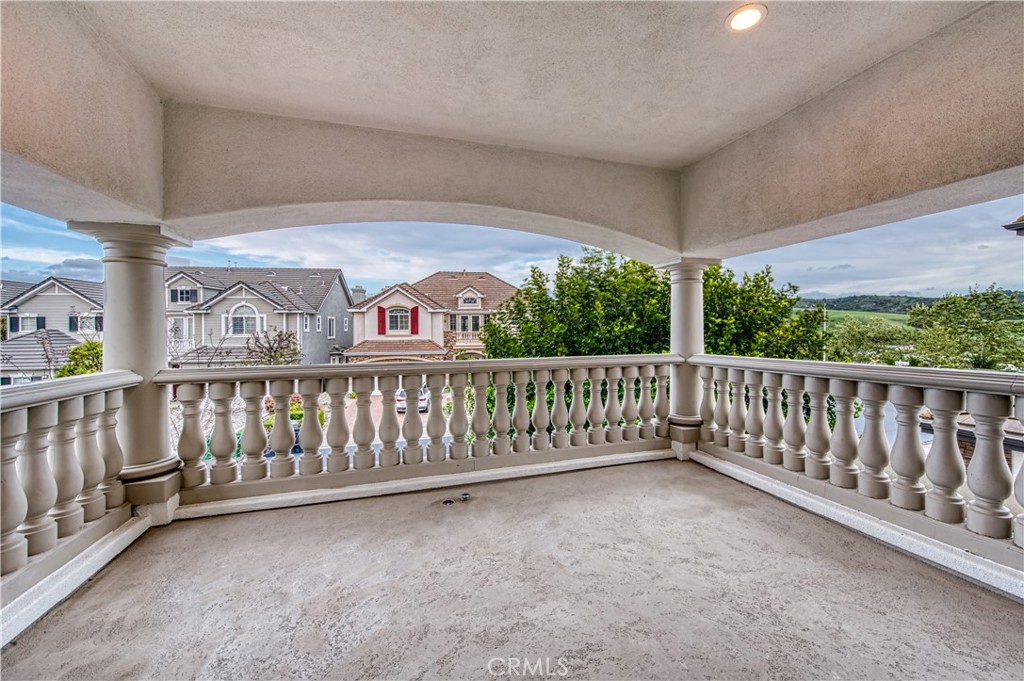 15 Tortoise Shell Coto de Caza, CA 92679 - Photo 26 of 35 a view of a porch with wooden floor