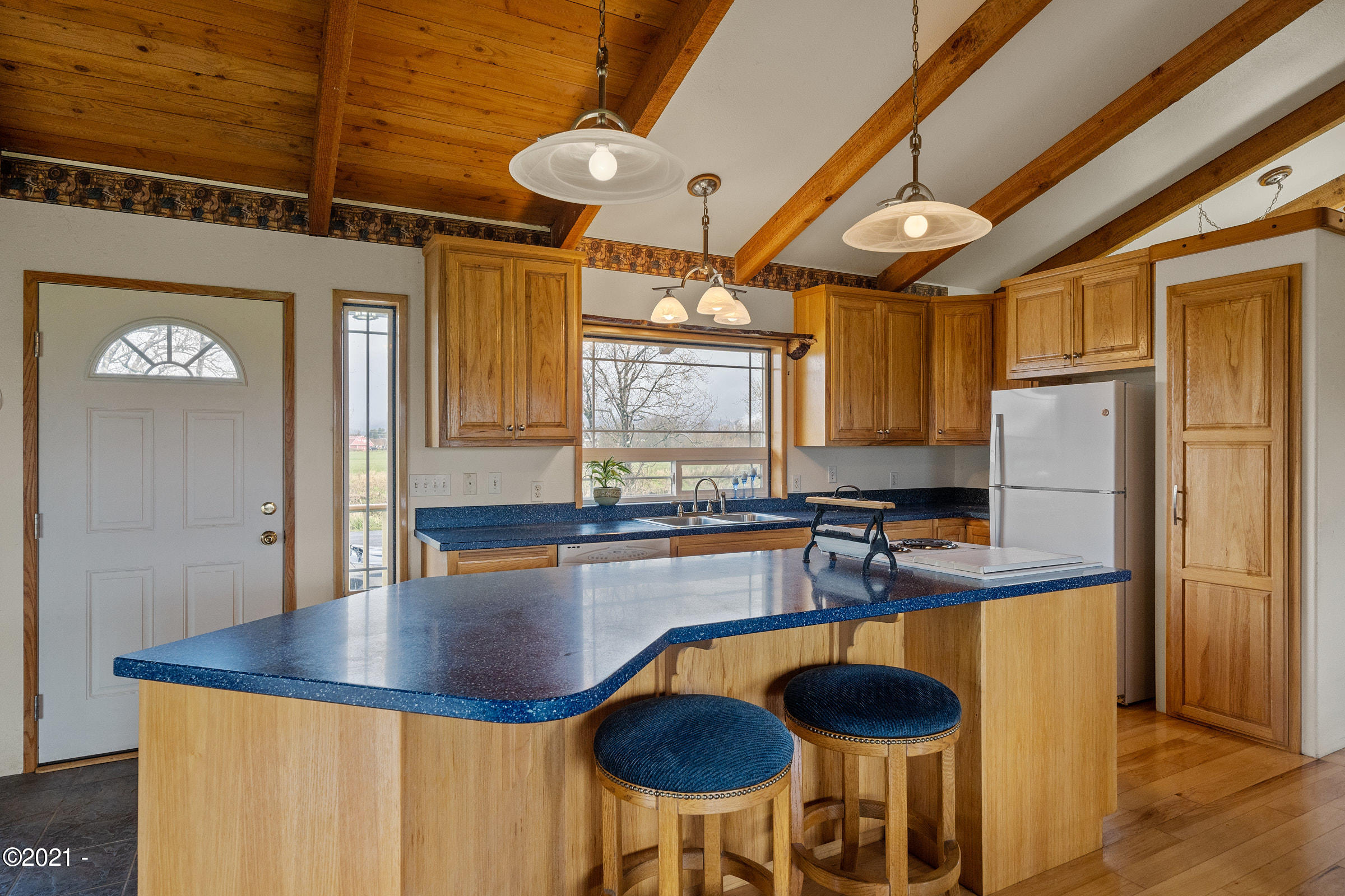 1735 Tone Road Tillamook, OR 97141 - Photo 6 of 29 DSC03618