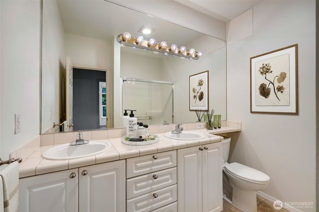 a view of a room with an empty space