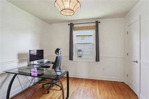 $300,000 | 528 Carrollton Avenue, Metairie, LA 70005