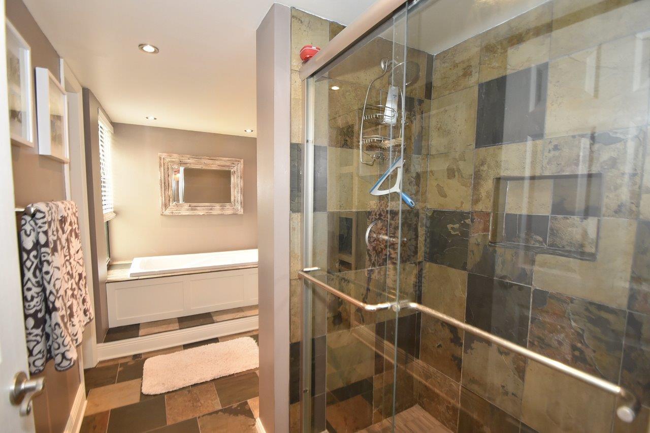 5701 Camino Del Sol, Unit 203 Boca Raton, FL 33433 - Photo 24 of 32 DSC_8416