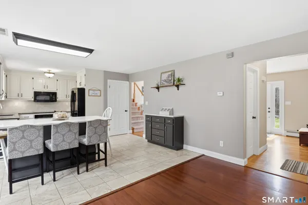 $530,000 | 495 Spring Street, Southington, CT 06489