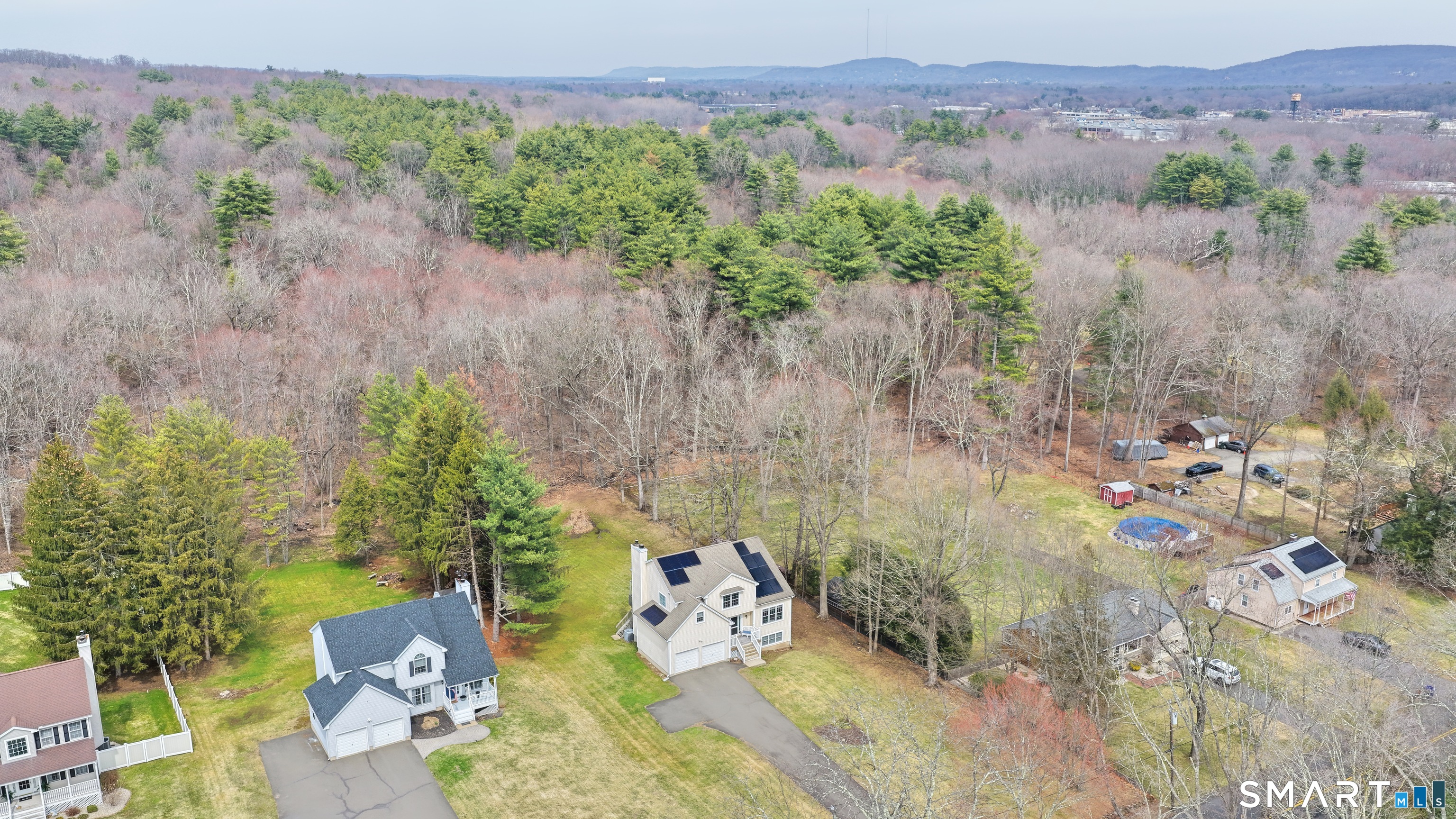 495 Spring Street Southington, CT 06489 - Photo 3 of 38