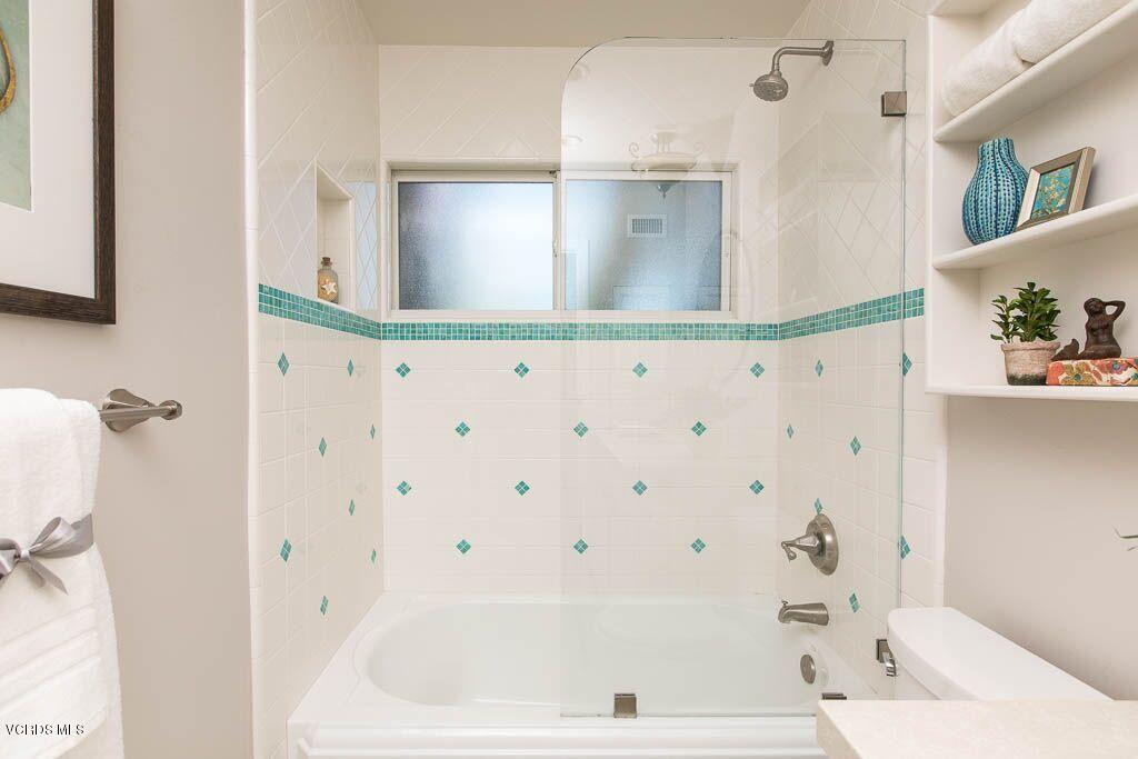 786 Ridge Drive Glendale, CA 91206 - Photo 17 of 36 786 Ridge Dr - HsHProd-19_preview
