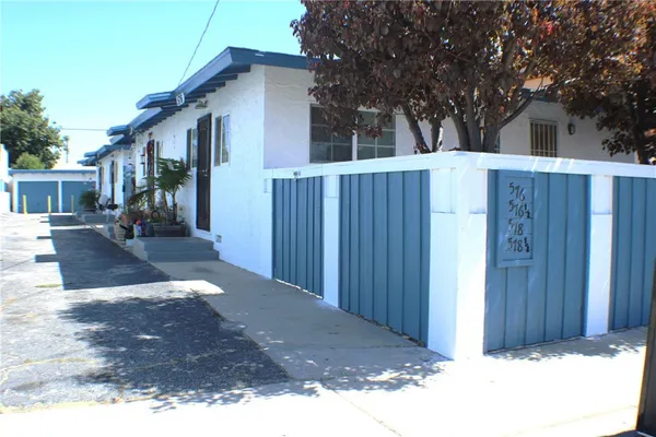 $1,099,000 | 576 West 11th Street, San Pedro, CA 90731