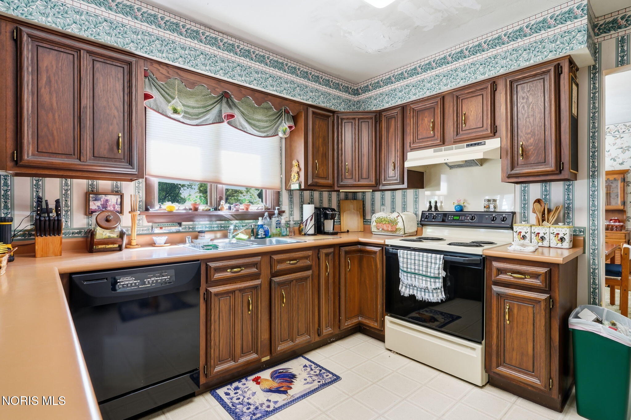 2415 Sweetwater Road Findlay, OH 45840 - Photo 15 of 41 Gallery Image 15