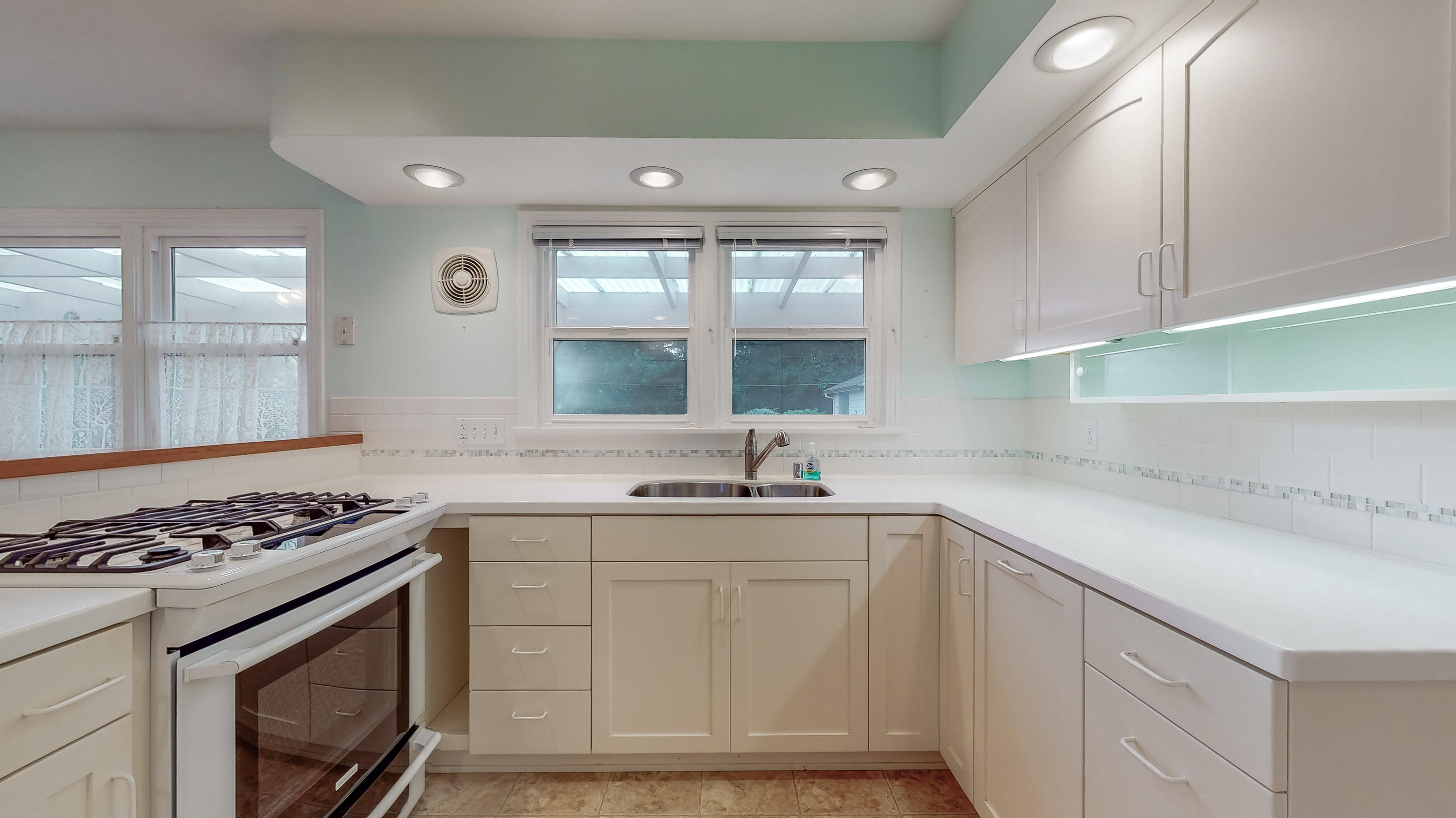1320 R Street Eureka, CA 95501 - Photo 5 of 67