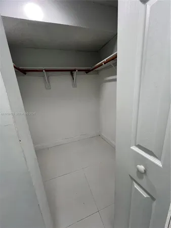 $2,499 | 14155 Southwest 87th Street, Unit E201, Miami, FL 33183