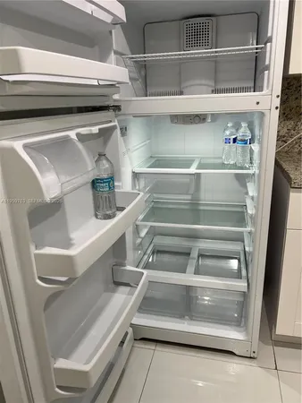 $2,499 | 14155 Southwest 87th Street, Unit E201, Miami, FL 33183