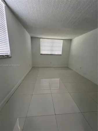 $2,499 | 14155 Southwest 87th Street, Unit E201, Miami, FL 33183