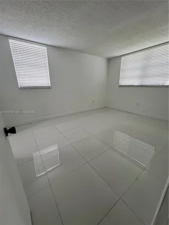 $2,499 | 14155 Southwest 87th Street, Unit E201, Miami, FL 33183