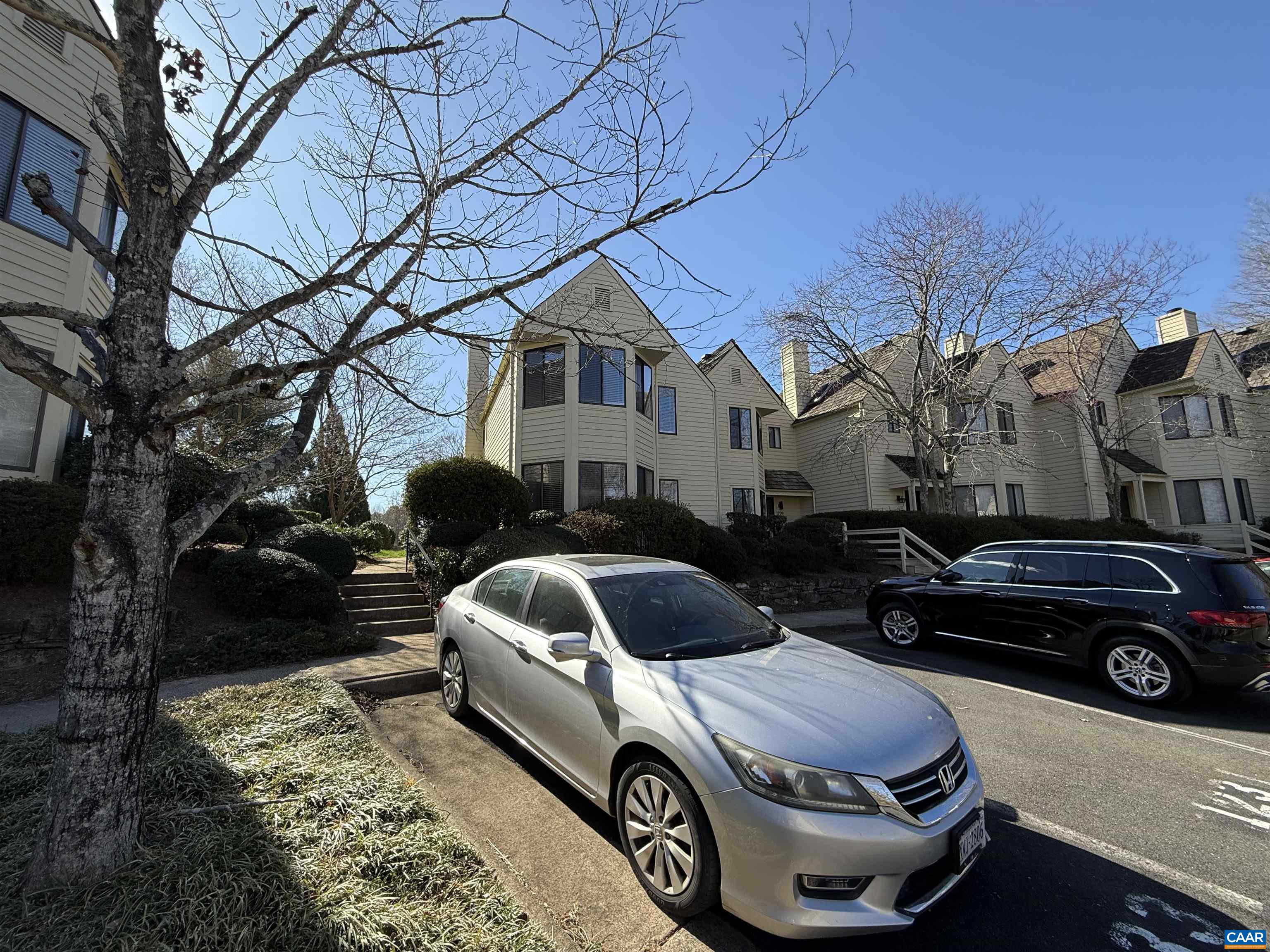 1231 Chatham Ridge Charlottesville, VA 22901 - Photo 2 of 20 1231 Chatham Ridge