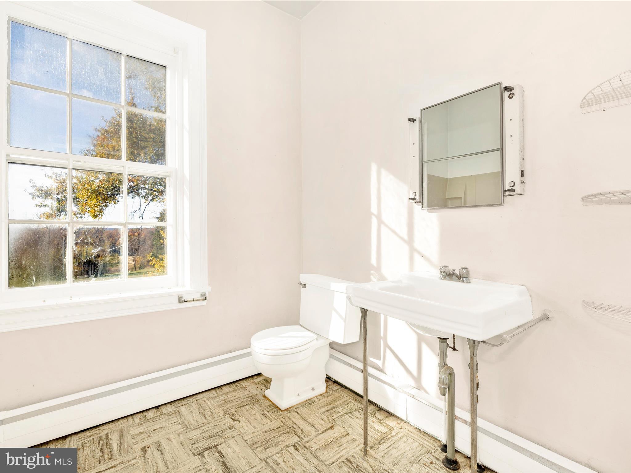 19015 Wasche Road Dickerson, MD 20842 - Photo 50 of 65 Bathroom 2