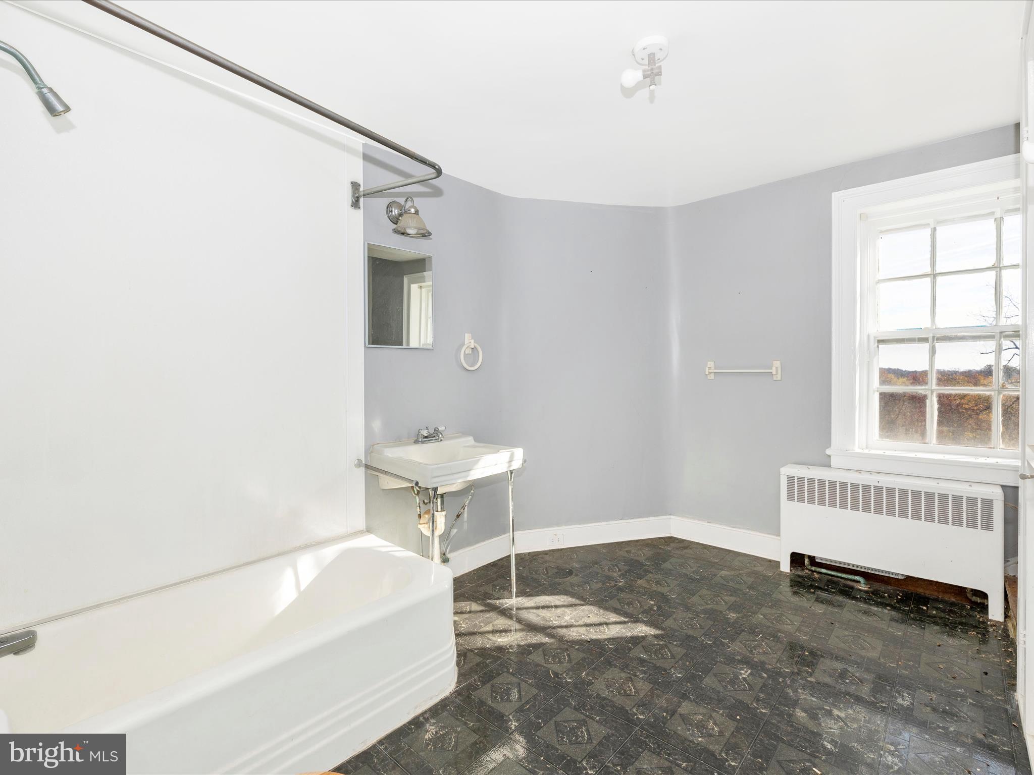 19015 Wasche Road Dickerson, MD 20842 - Photo 58 of 65 Bathroom 3