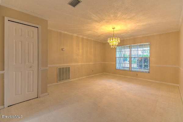499 Winchester Road Satellite Beach, FL 32937 - Photo 8 of 24 Dining Room