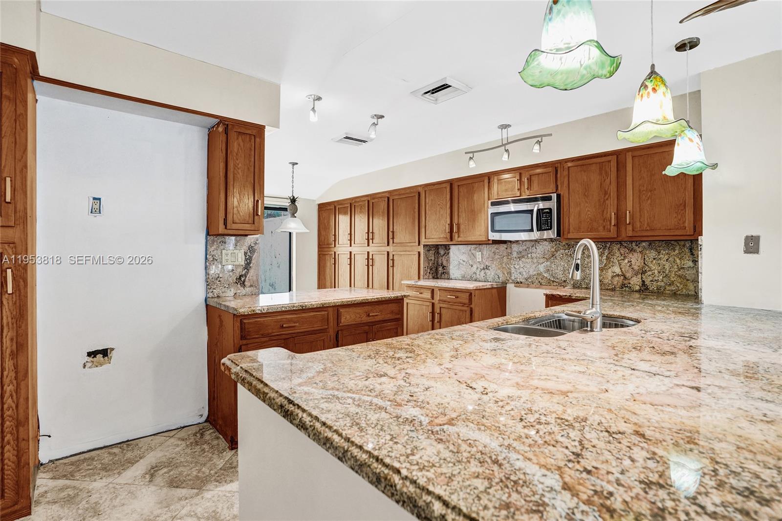 17115 Bay Street Jupiter, FL 33477 - Photo 15 of 73