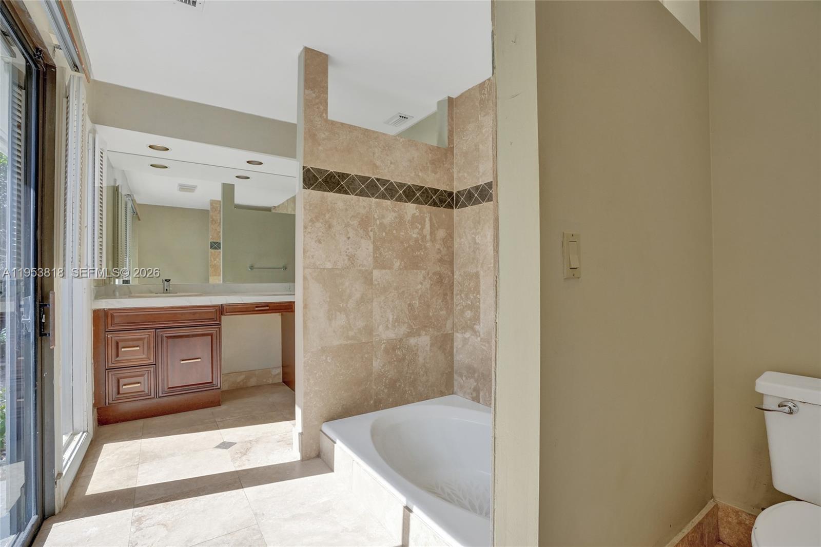 17115 Bay Street Jupiter, FL 33477 - Photo 27 of 83