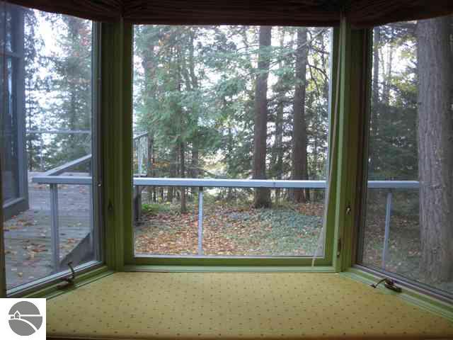 4356 North Omena Point Road Omena, MI 49674 - Photo 7 of 14 1723910-6.JPG