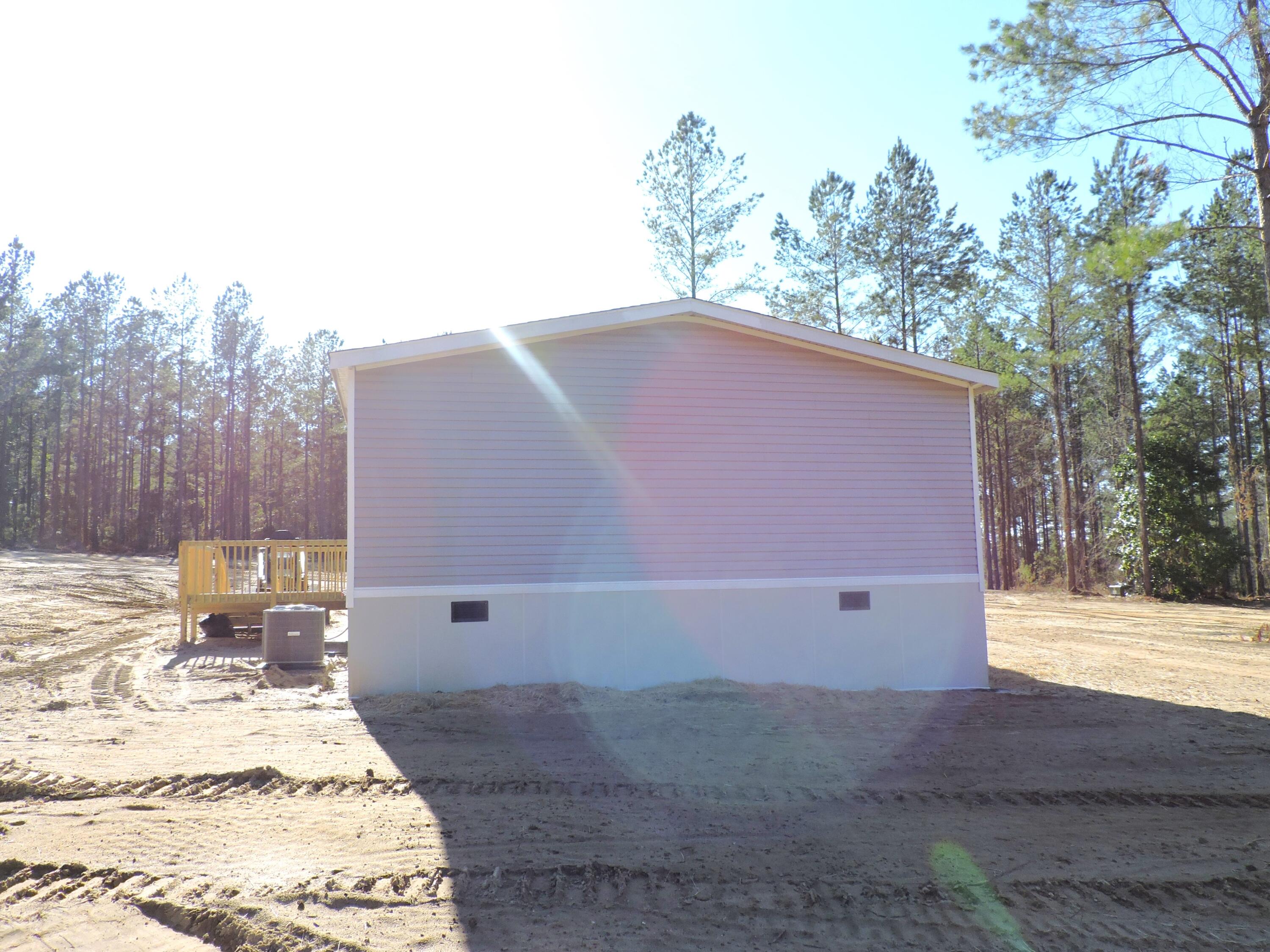 818 White Pond Road Williston, SC 29853 - Photo 6 of 42