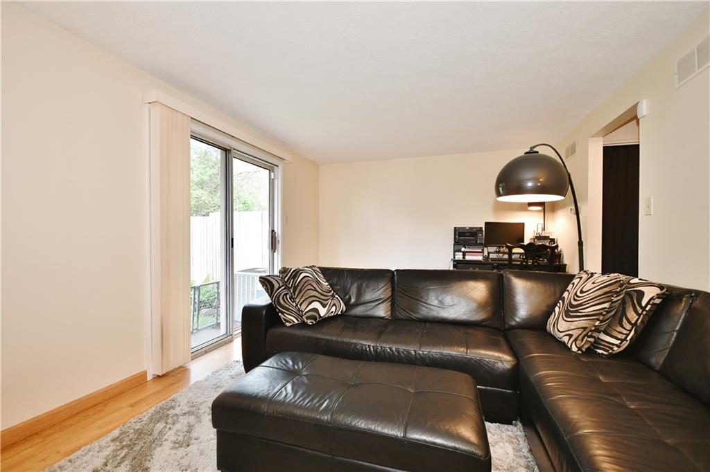 3115 Laurel Ridge Circle Bridgeville, PA 15017 - Photo 14 of 24 Gallery Image 14