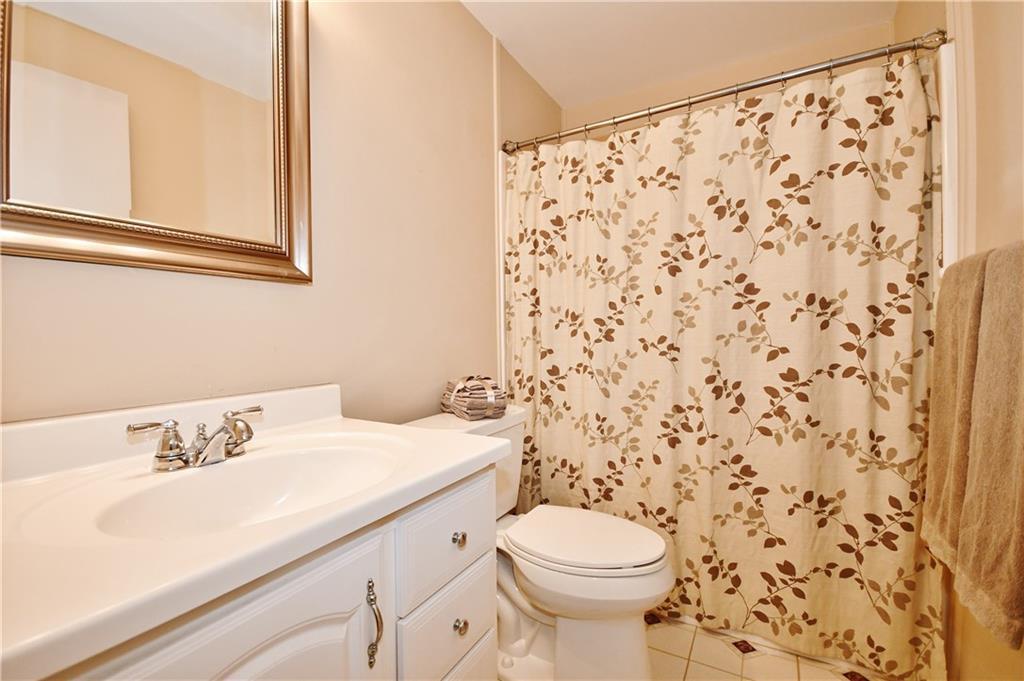 3115 Laurel Ridge Circle Bridgeville, PA 15017 - Photo 17 of 24 Gallery Image 17