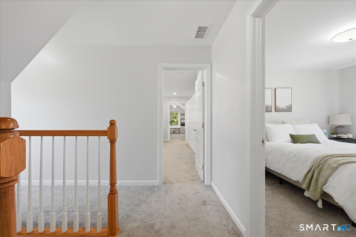 11 Beverly Road Waterford, CT 06385 - Photo 16 of 40