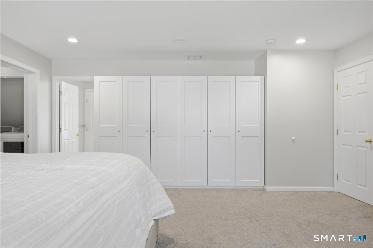 11 Beverly Road Waterford, CT 06385 - Photo 19 of 40