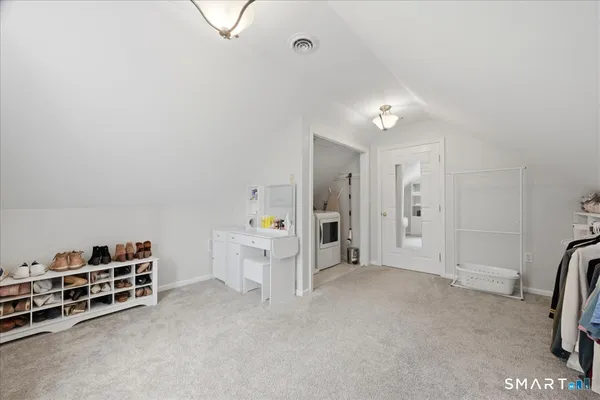 $649,900 | 11 Beverly Road, Waterford, CT 06385