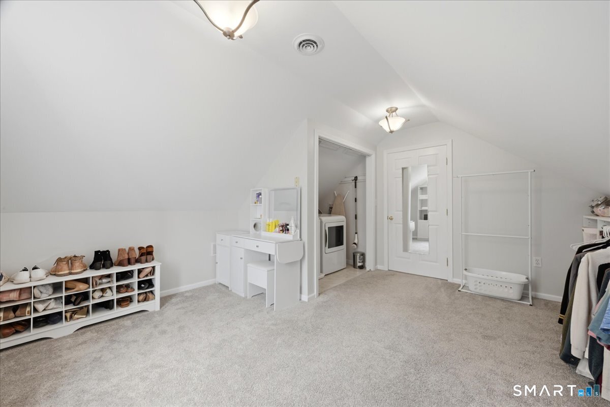 11 Beverly Road Waterford, CT 06385 - Photo 24 of 40