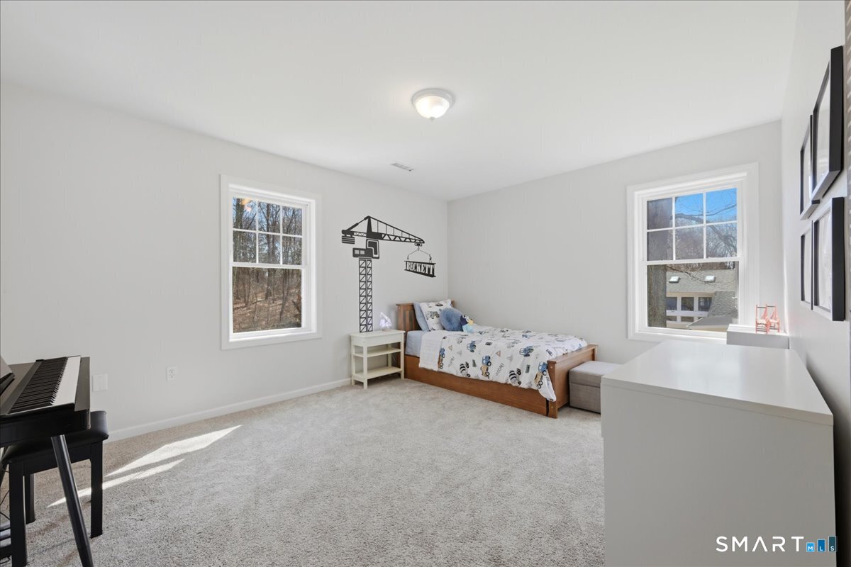 11 Beverly Road Waterford, CT 06385 - Photo 26 of 40