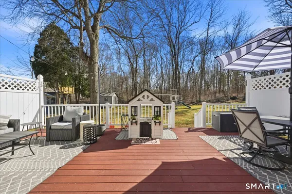 $649,900 | 11 Beverly Road, Waterford, CT 06385