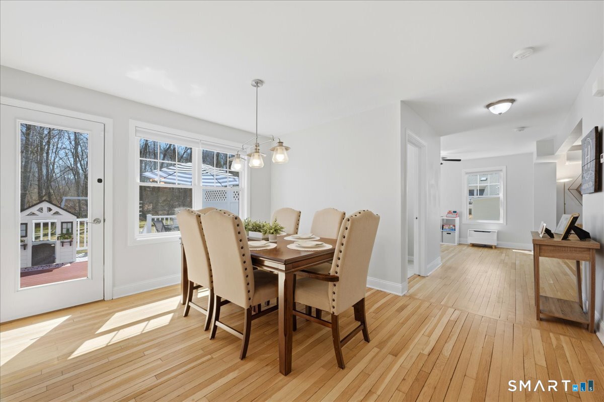 11 Beverly Road Waterford, CT 06385 - Photo 8 of 40