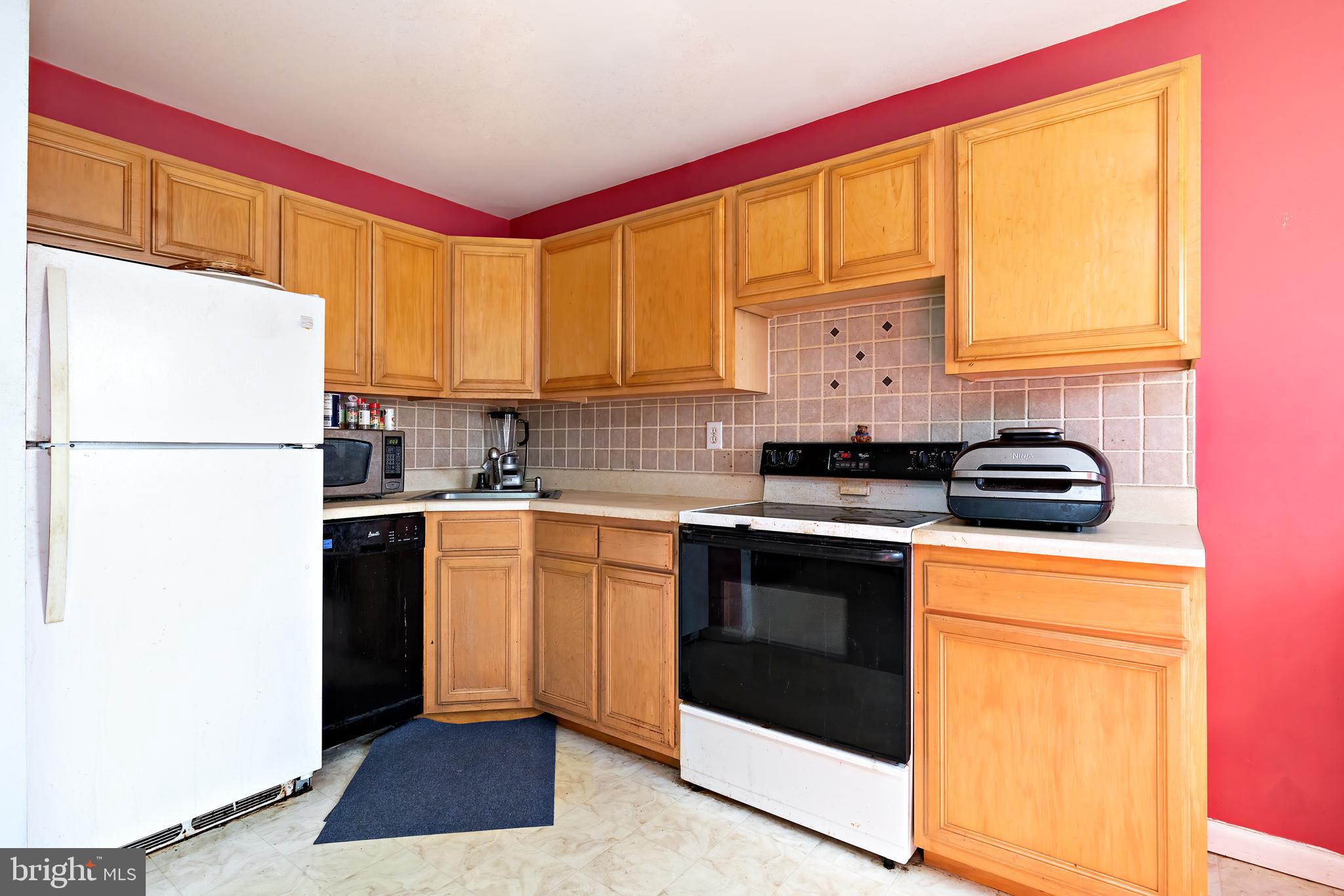 865 West Browning Road Bellmawr, NJ 08031 - Photo 6 of 23 Gallery Image 6