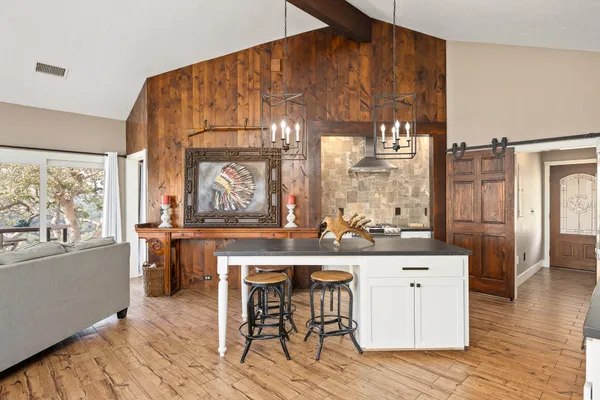 $6,995,000 | Undisclosed Address, Kerrville, TX 78028