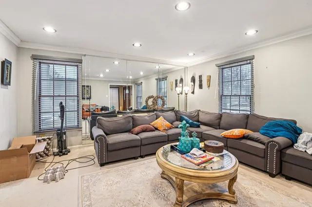 $324,900 | 1816 Quail Court, Flossmoor, IL 60422