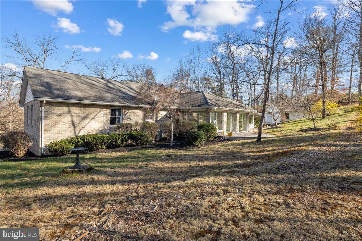 445 Back Mountain Road Winchester, VA 22602 - Photo 8 of 48 Gallery Image 8