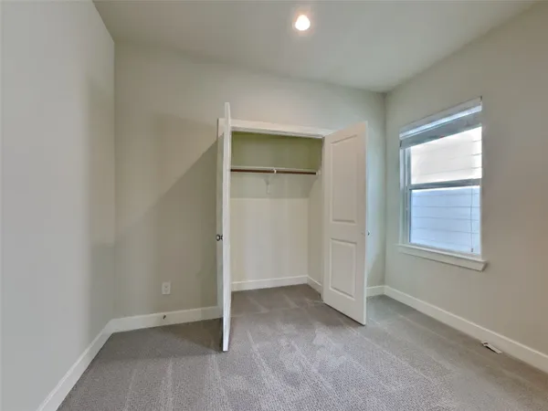 $1,895 | 5704 Quinn Landing Road, Houston, TX 77091