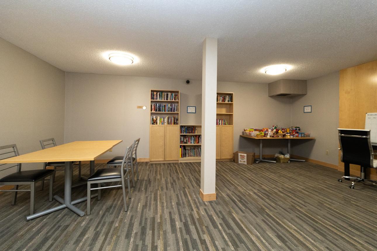 1700 Four Oaks Road, Unit 219 Eagan, MN 55121 - Photo 26 of 35