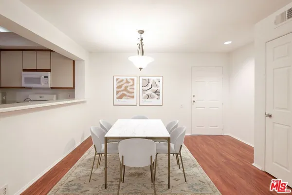 $3,695 | 1440 Rexford Drive, Unit 105, Los Angeles, CA 90035