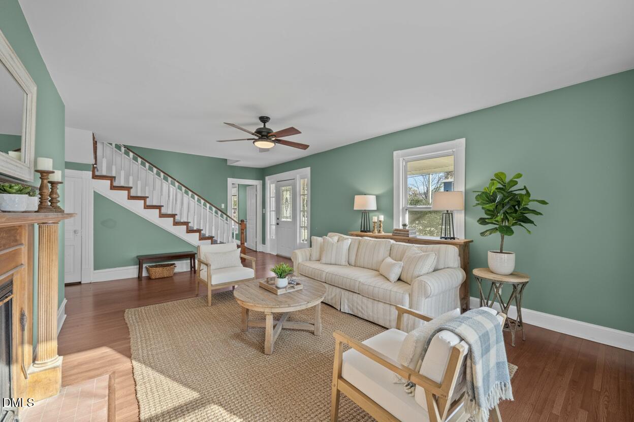 306 North Maple Street Graham, NC 27253 - Photo 12 of 52 Farmhouse_Fresh_Style