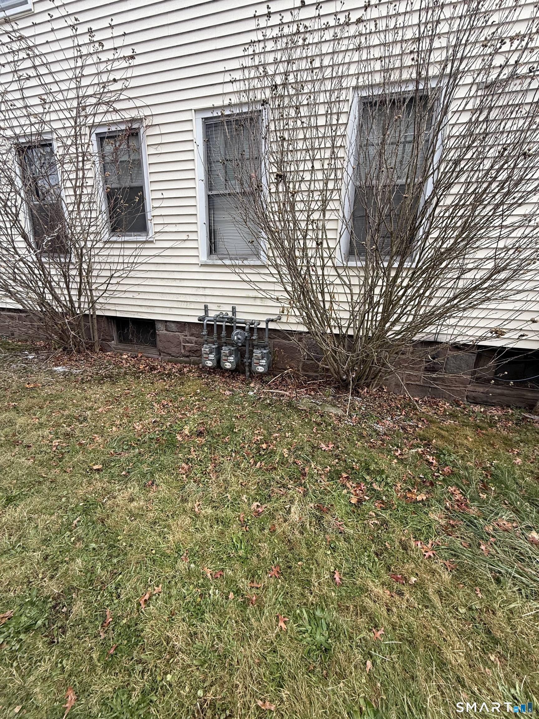28-30 Kenneth Street Hartford, CT 06114 - Photo 3 of 7